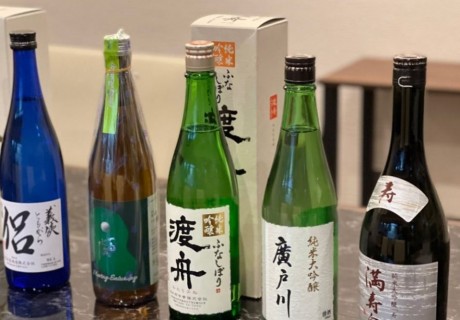 日本酒をもっと気軽に楽しんでみよう！日本酒の魅力を徹底解説サムネイル